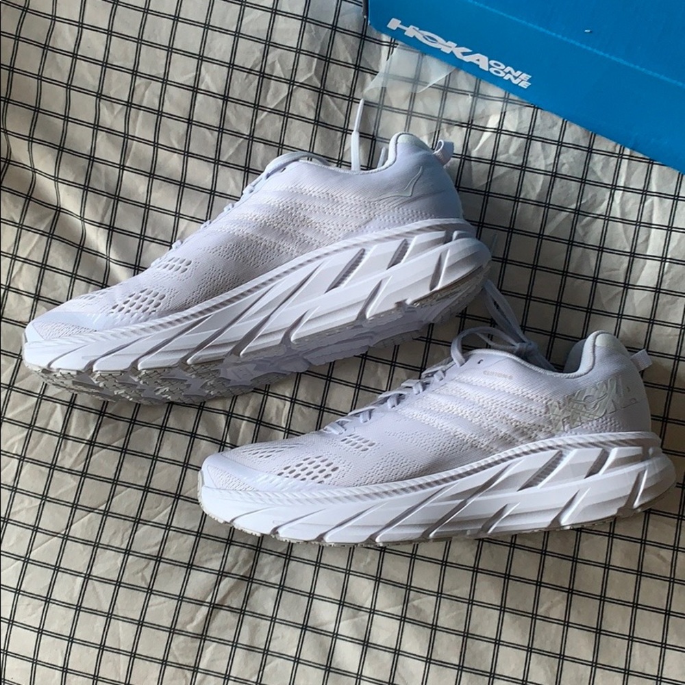 Hoka One One Clifton - new in box!